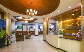 โรงแรมอะซูเร ภูเก็ต